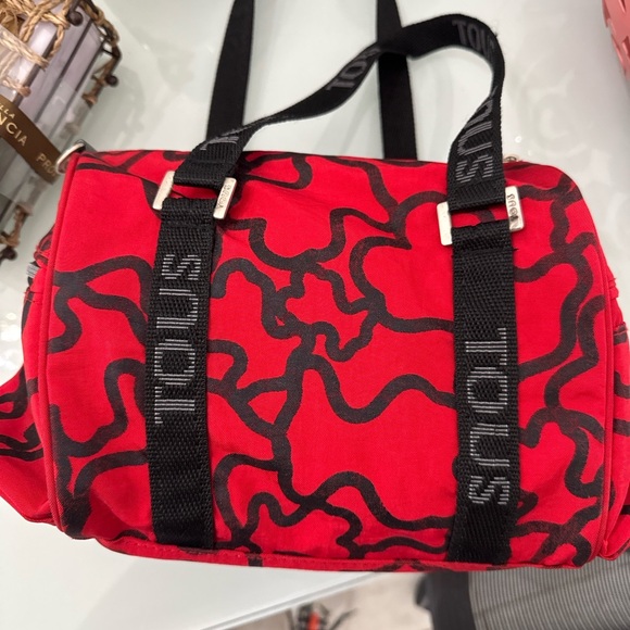 TOUS Bear Collection Red & Black Kaos Canvas Barrel Bag - 3 zipper pockets - Picture 4 of 10